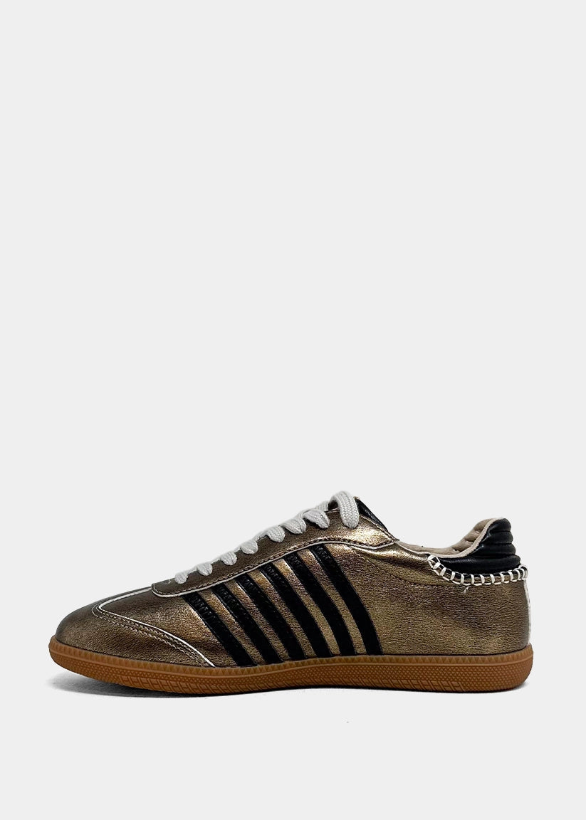 Stella Gold Metallic Sneaker - GOLD | SHUSHOP