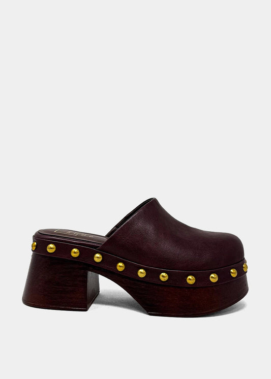 Lily Wine Studded Clogs - WINE | SHUSHOP